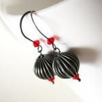 Black And Red - Metal And Swarovski Earrings -..